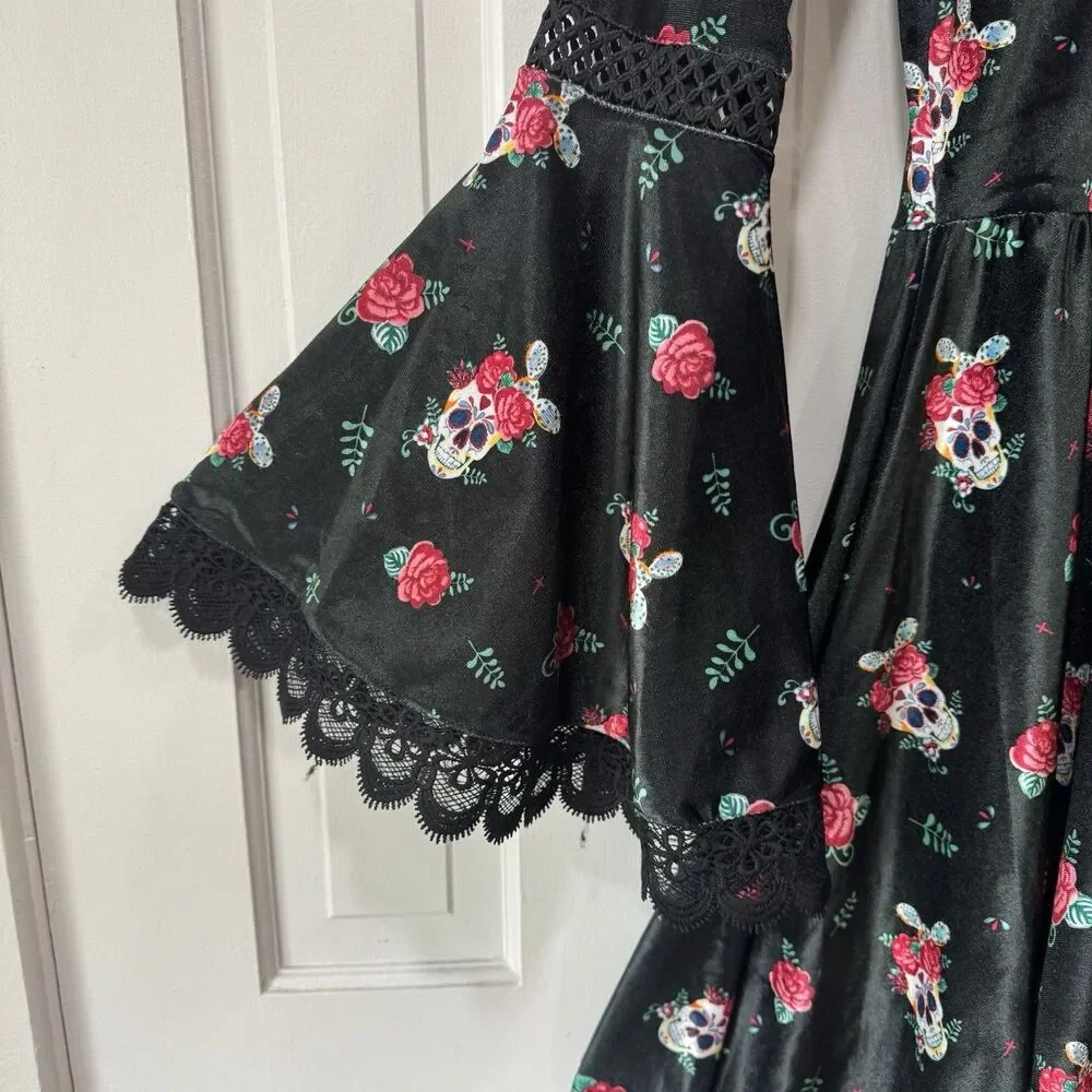 Gothic Black Velvet Sugar Skull Floral Lace Trim Dress Costume Goth Grunge Small - Picture 5 of 13